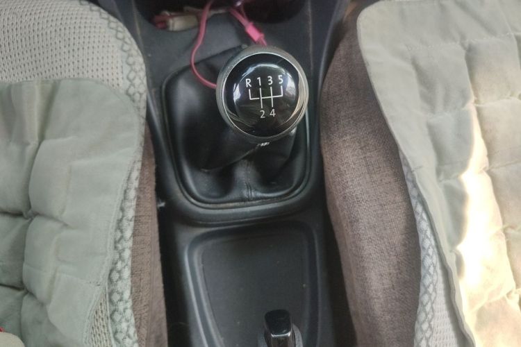 Volkswagen Polo 2017 car image #18