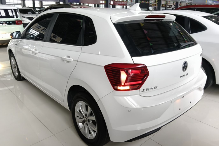 Volkswagen Polo 2022 car image #5