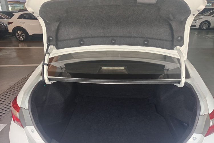 Toyota Corolla 2016 car image #19