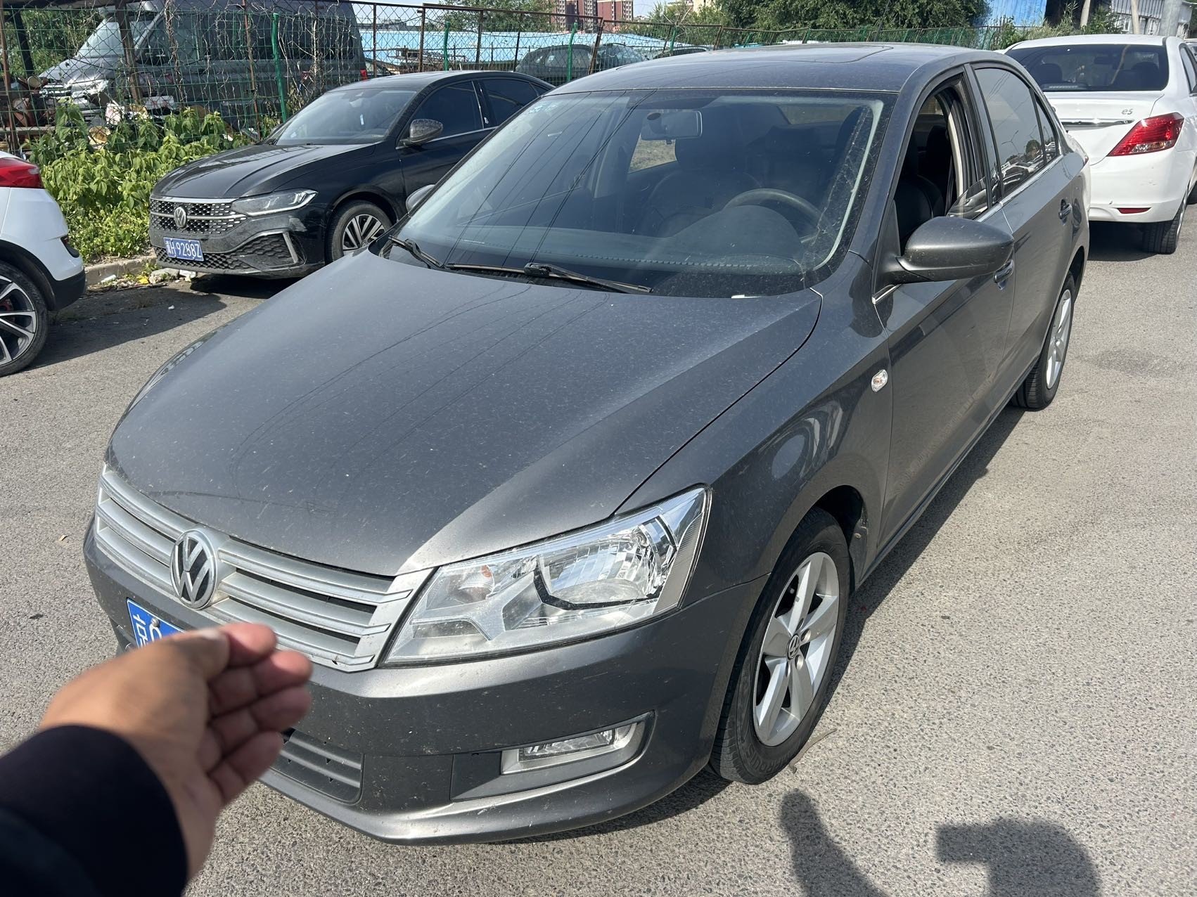 Volkswagen Santana 2014 car image 