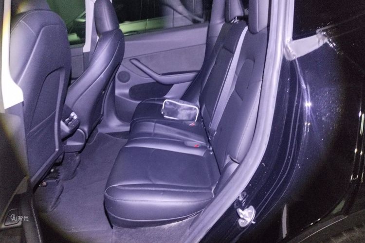 Tesla Model Y 2023 #19 Tesla Model Y 2023 car image #19