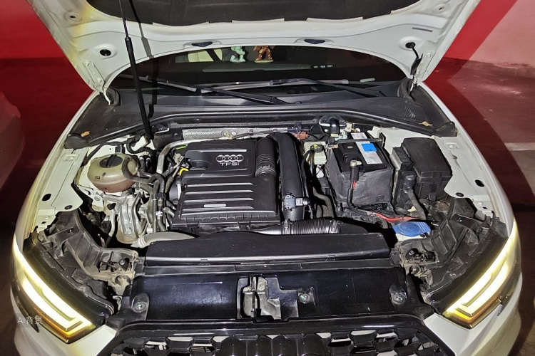 Audi A3 2017 car image #22