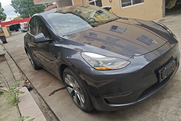 Tesla Model Y 2021 #4 Tesla Model Y 2021 car image #4