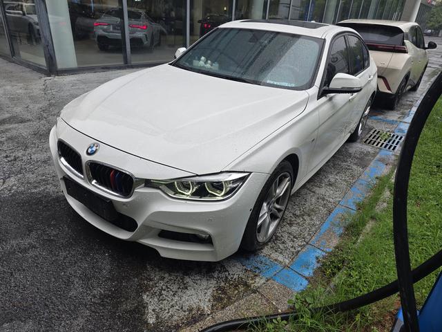 BMW 3 Series 2018 #12 BMW 3 Series 2018 car image #12