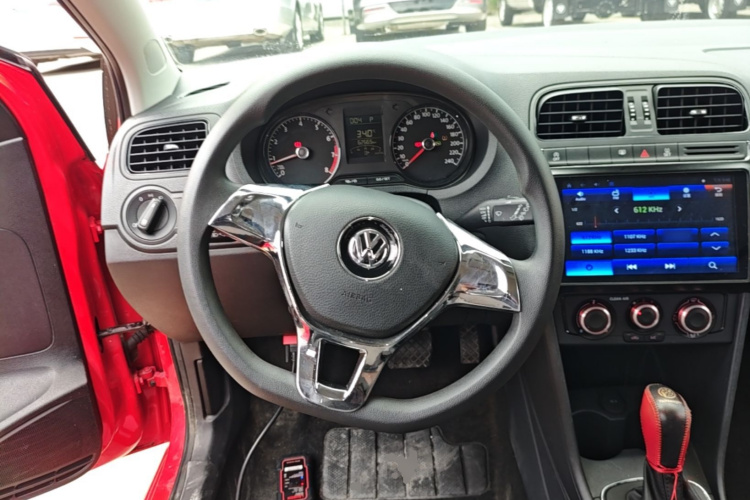 Volkswagen Polo 2019 #11 Volkswagen Polo 2019 car image #11