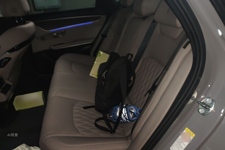 BYD Han 2024 car image #19