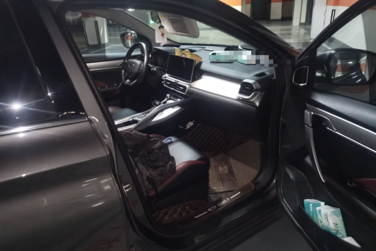 GEELY Coolray 2022 car image #23