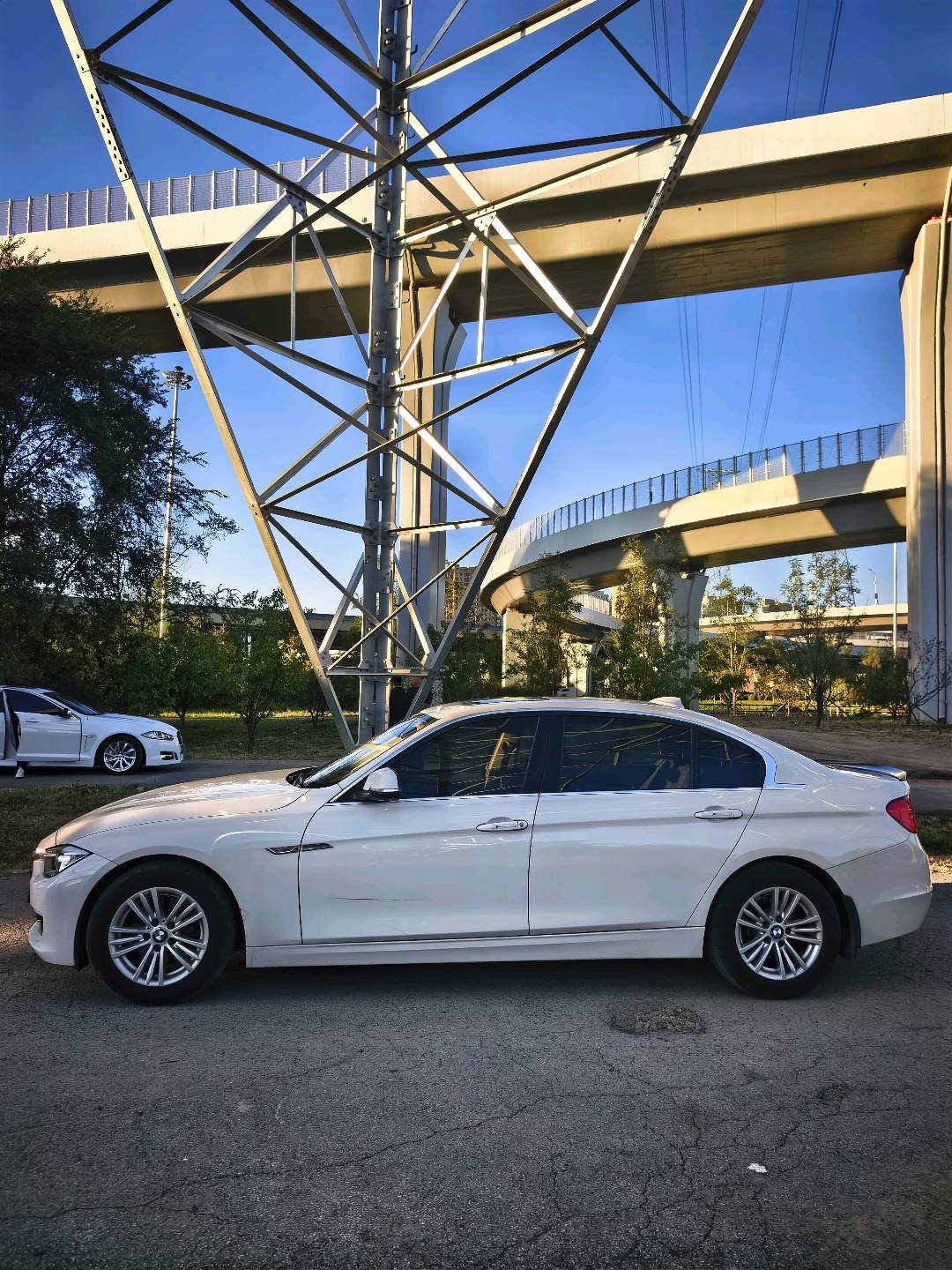 BMW 3 Series 2015 #8 BMW 3 Series 2015 car image #8