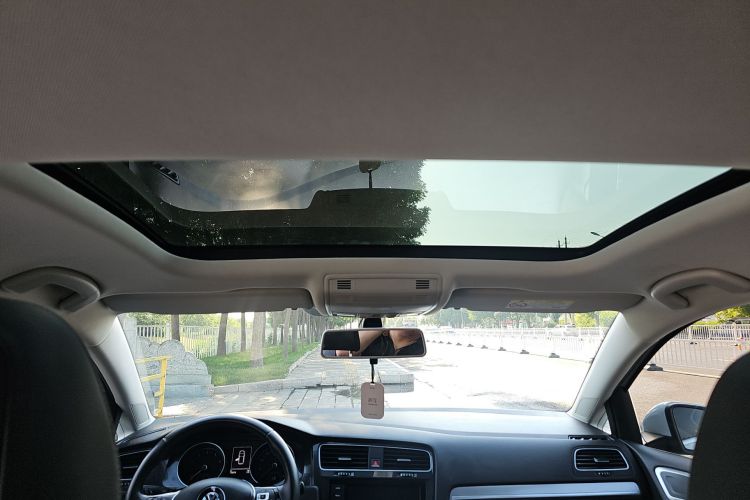 Volkswagen Golf 2019 #16 Volkswagen Golf 2019 car image #16