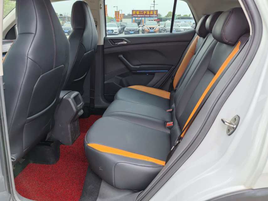 Volkswagen T-Cross 2023 car image #8