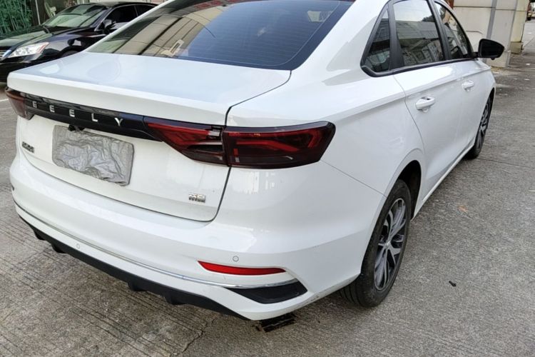 GEELY Emgrand 2024 car image #8