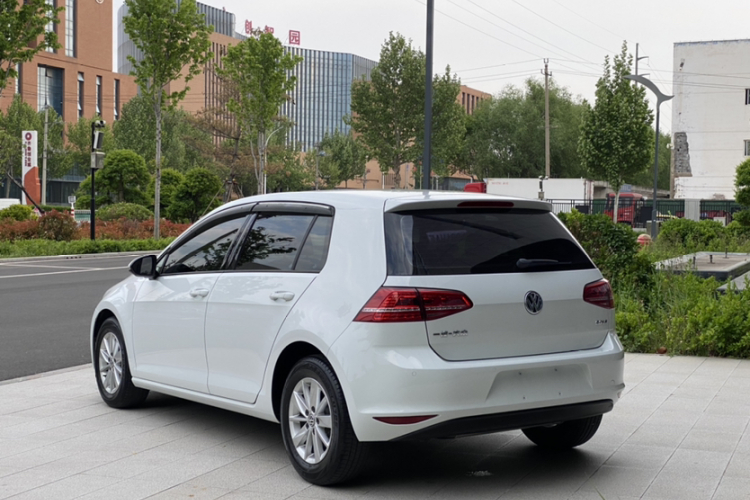 Volkswagen Golf 2017 #8 Volkswagen Golf 2017 car image #8