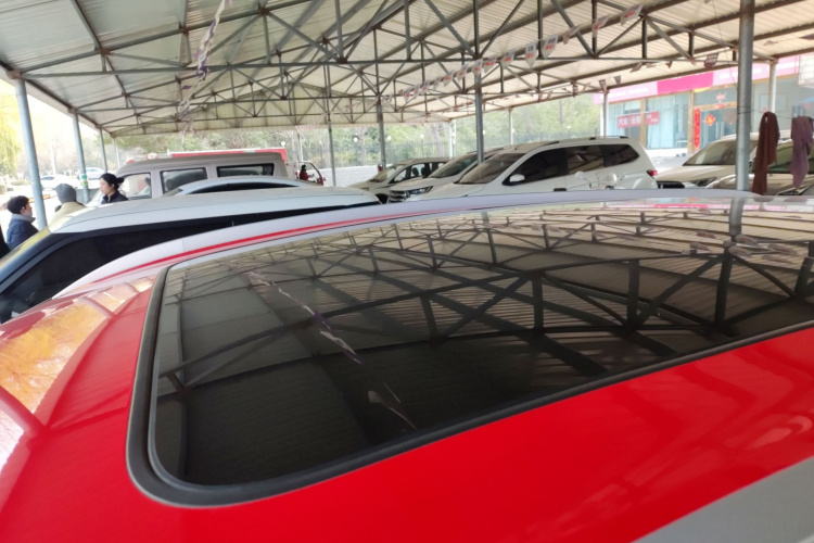 GEELY Coolray 2019 immagine di auto #25