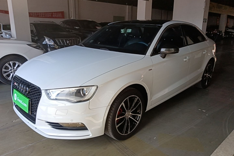 Audi A3 2016 car image #2
