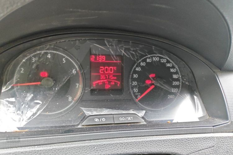 Volkswagen Santana 2018 car image #14