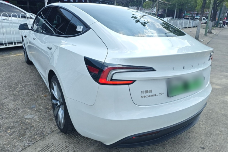 Tesla Model 3 2024 #5 Tesla Model 3 2024 car image #5