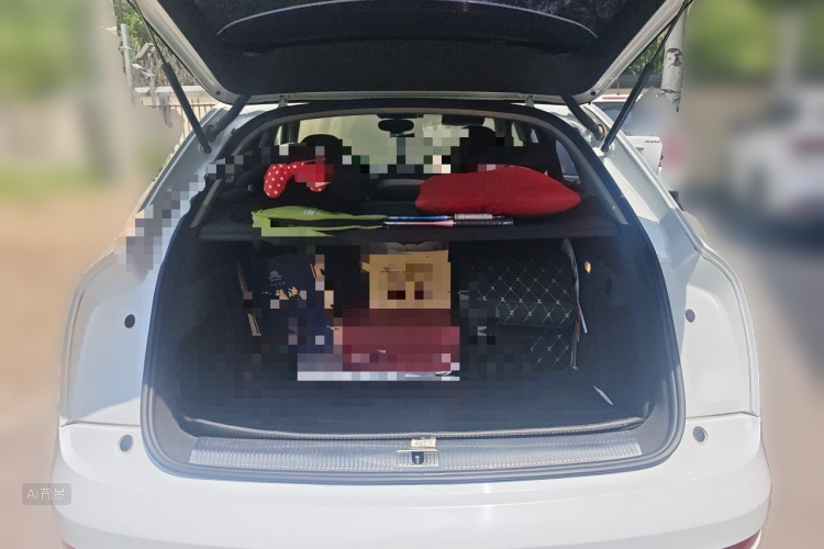 Audi Q3 2015 immagine di auto #21