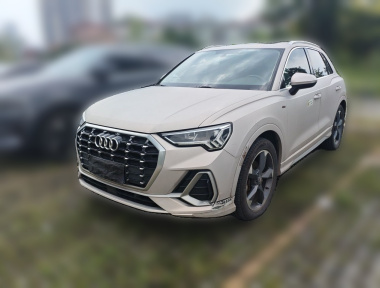 Audi Q3 2019 Audi Q3 2019 immagine di auto