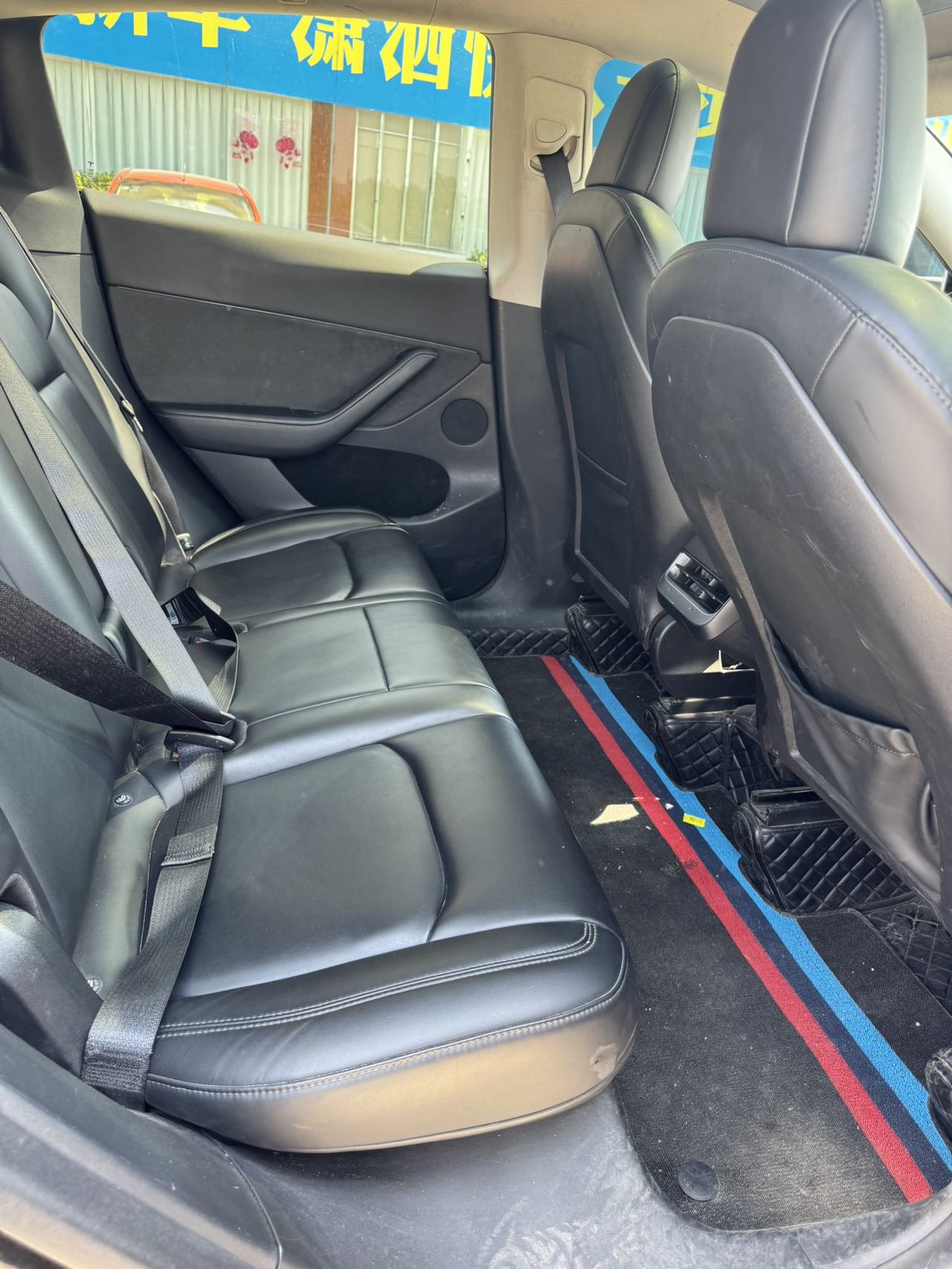 Tesla Model Y 2022 #8 Tesla Model Y 2022 car image #8