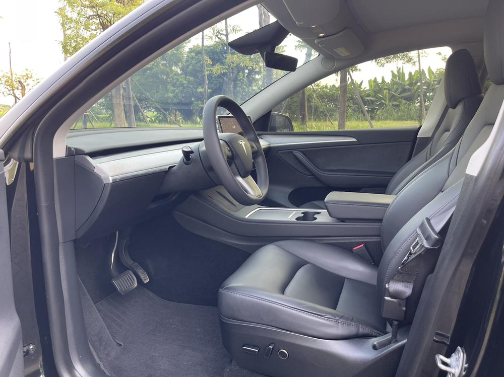 Tesla Model Y 2024 #9 Tesla Model Y 2024 car image #9