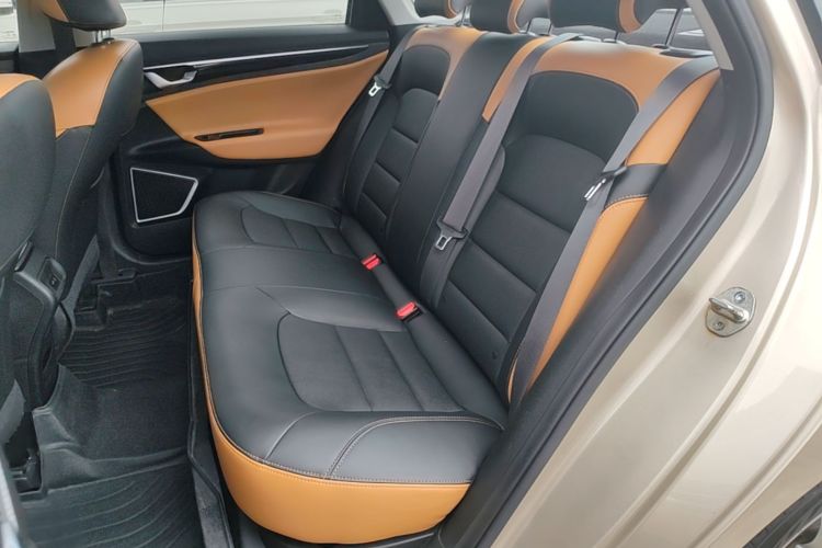 GEELY Emgrand GL 2020 car image #17