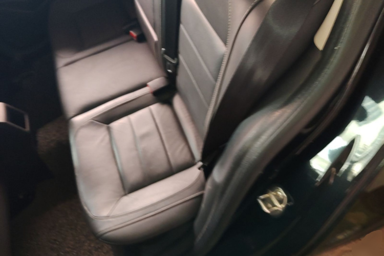 Volkswagen Lavida 2015 car image #17