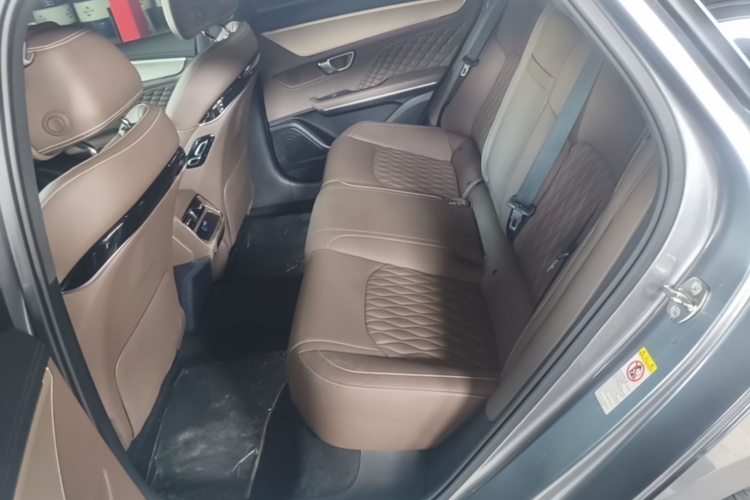 BYD Han 2024 #17 BYD Han 2024 immagine di auto #17