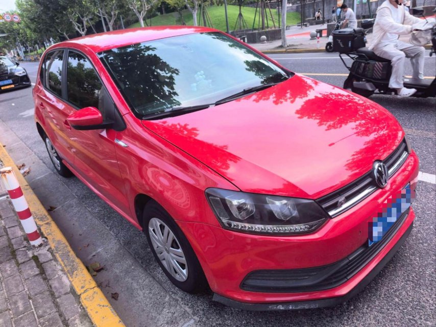Volkswagen Polo 2017 car image #2