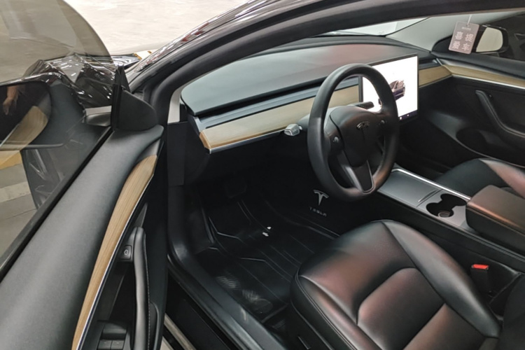 Tesla Model 3 2023 #16 Tesla Model 3 2023 car image #16