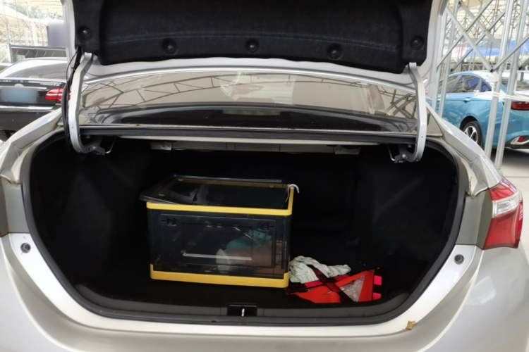Toyota Corolla 2015 car image #19