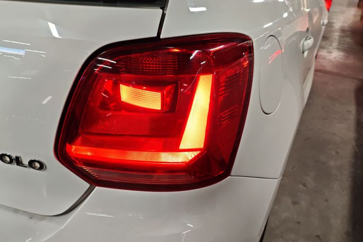 Volkswagen Polo 2018 imagem de carro #8