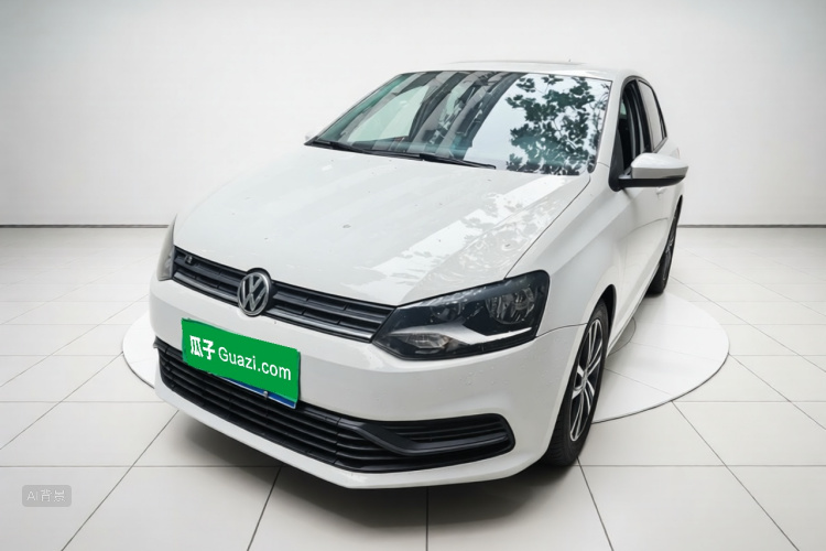Volkswagen Polo 2019 car image #2