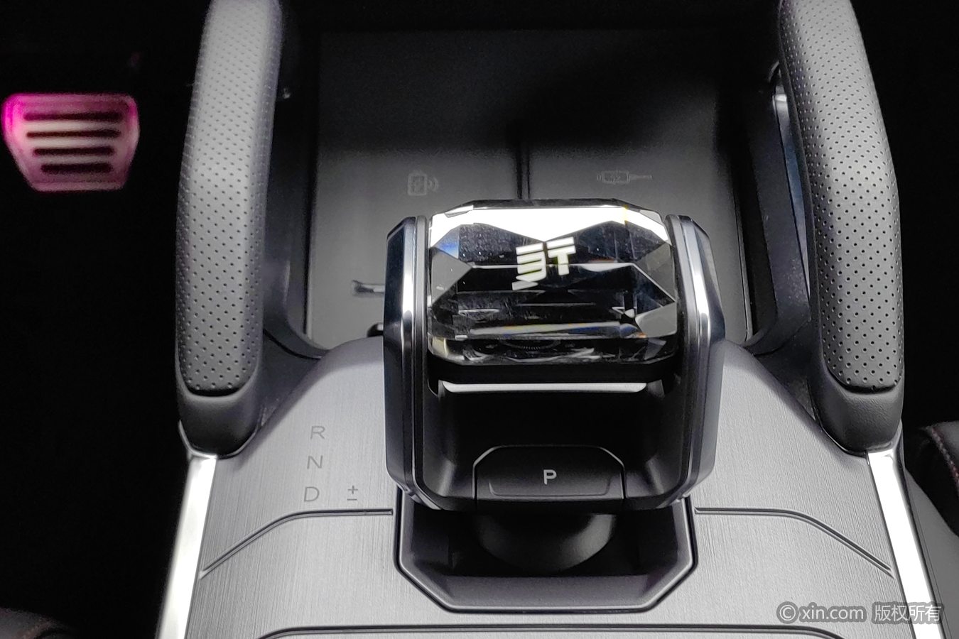 Jetour Traveller 2024 car image #14