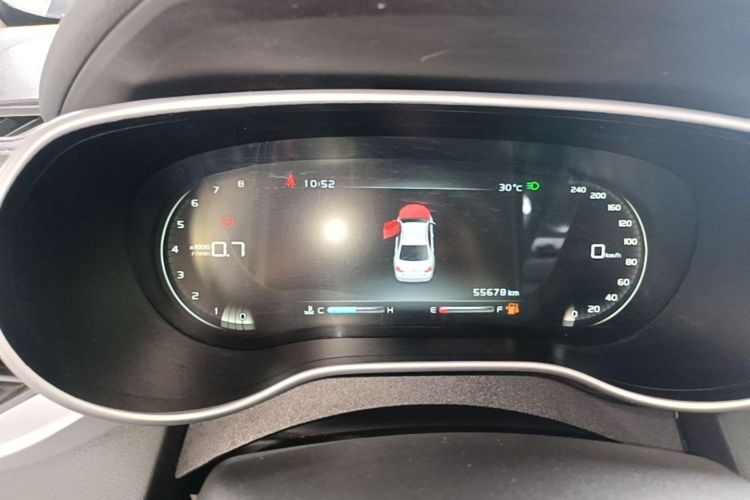GEELY Emgrand 2018 car image #12