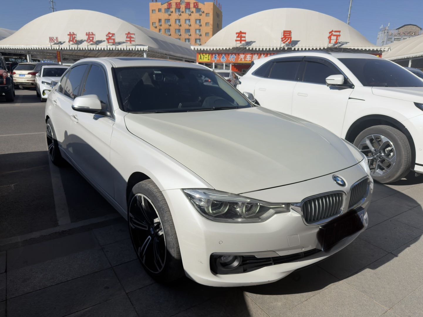 BMW 3 Series 2018 #3 BMW 3 Series 2018 car image #3