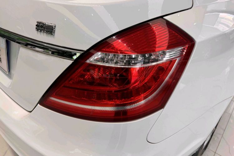 GEELY Emgrand 2015 car image #7