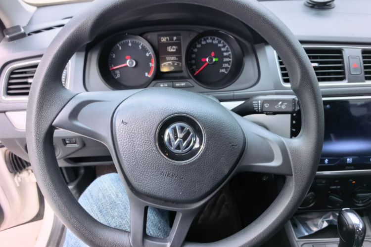 Volkswagen Lavida 2019 #11 Volkswagen Lavida 2019 car image #11