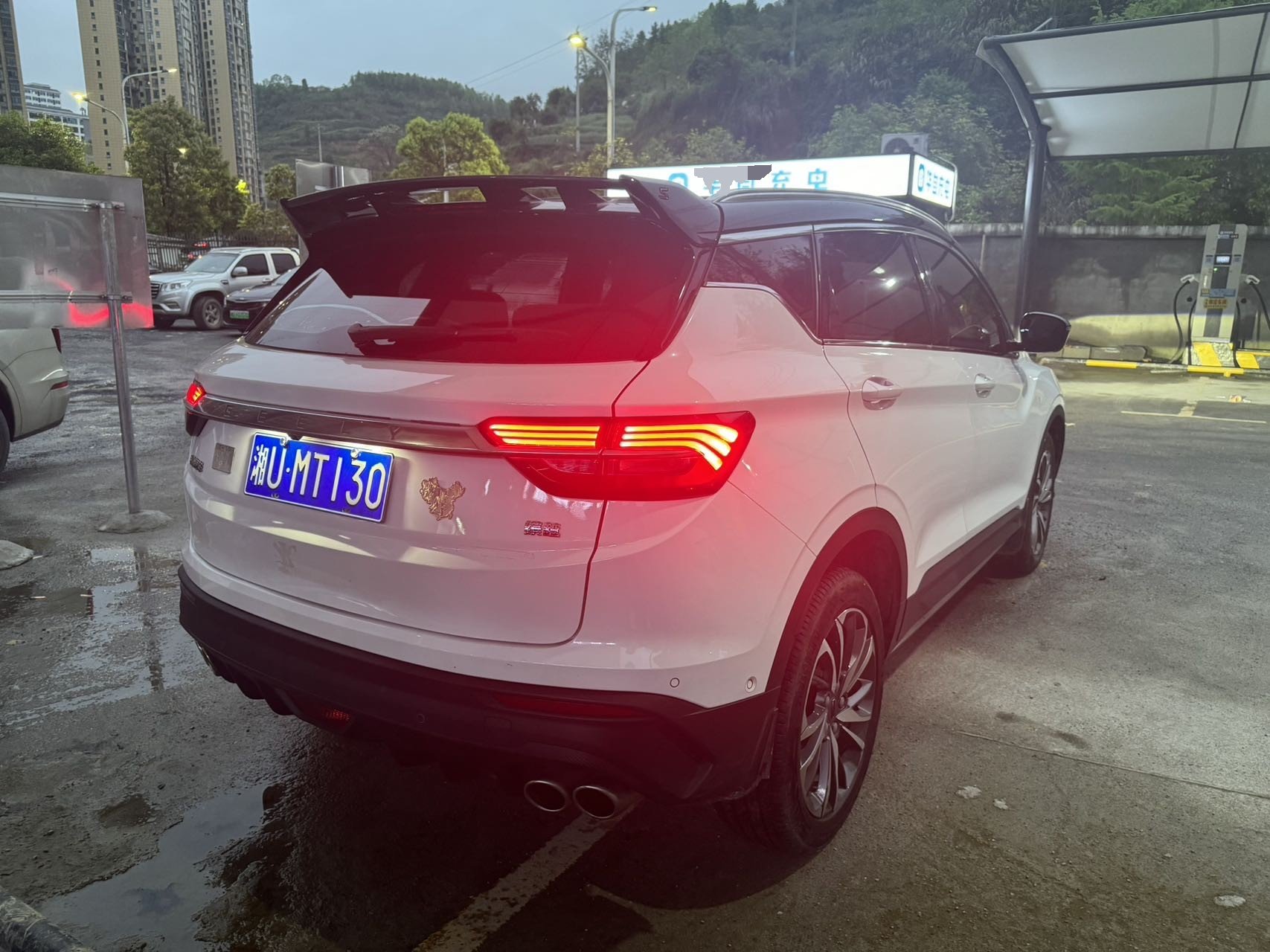 GEELY Coolray 2020 imagen de coche #6