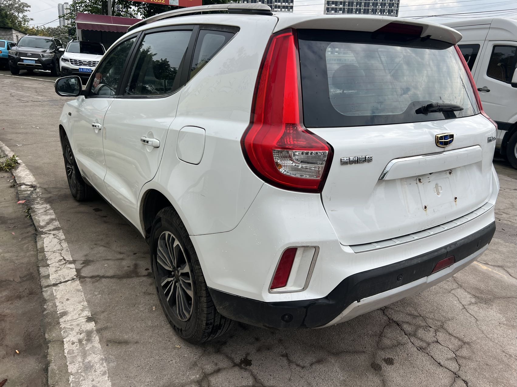 GEELY Vision X6 2016 car image #4