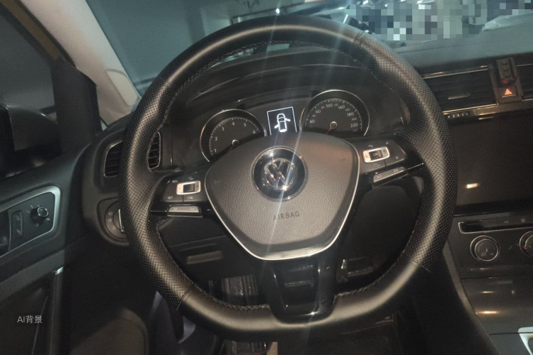 Volkswagen Golf 2018 car image #12