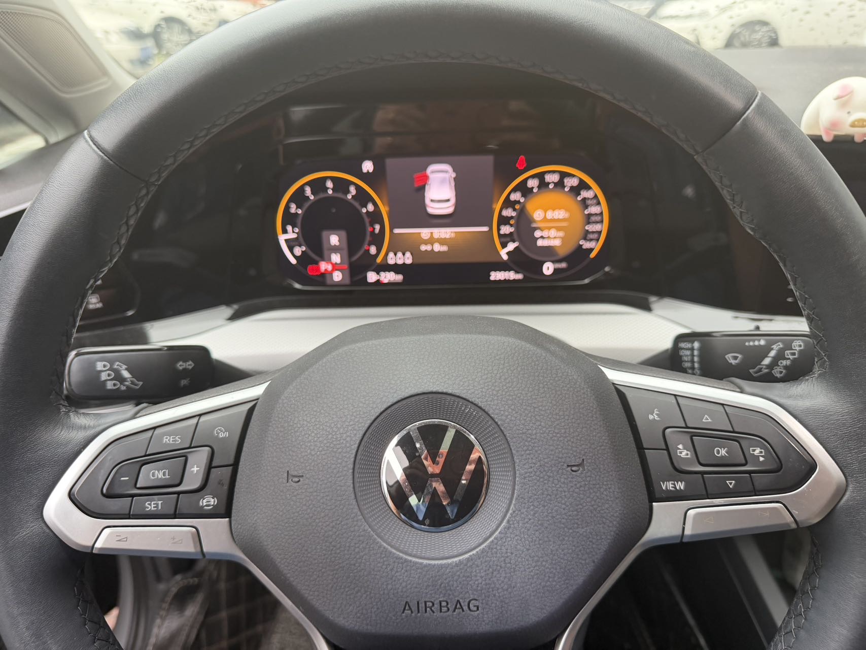 Volkswagen Golf 2022 car image #6
