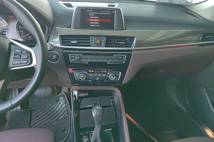 BMW X1 2019 #13 BMW X1 2019 car image #13