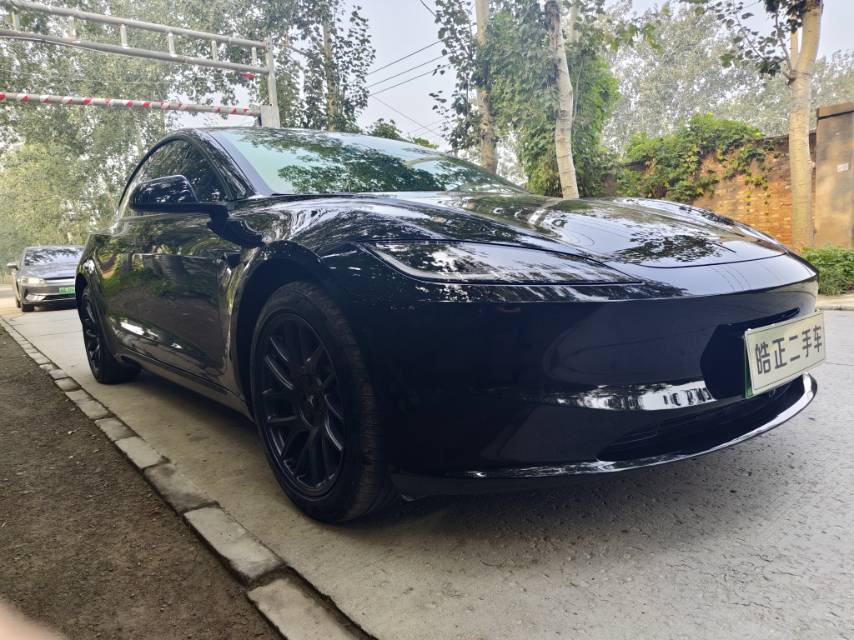 Tesla Model 3 2026 #2 Tesla Model 3 2026 car image #2