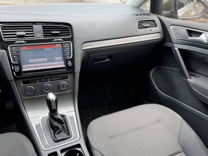 Volkswagen Golf 2016 car image #5