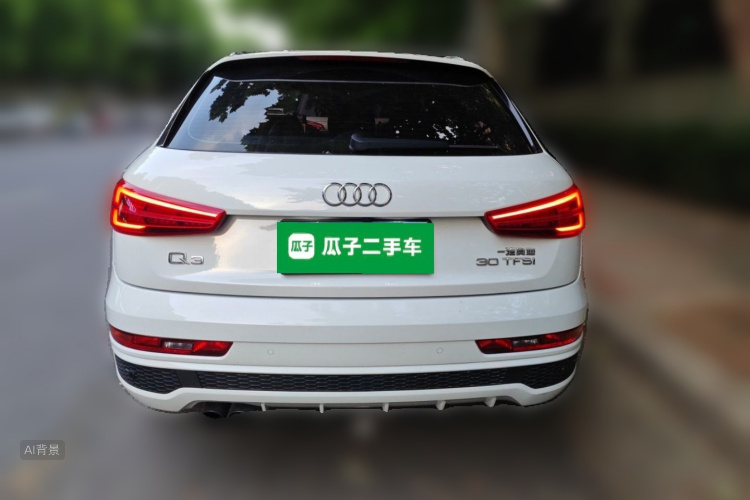 Audi Q3 2019 car image #6