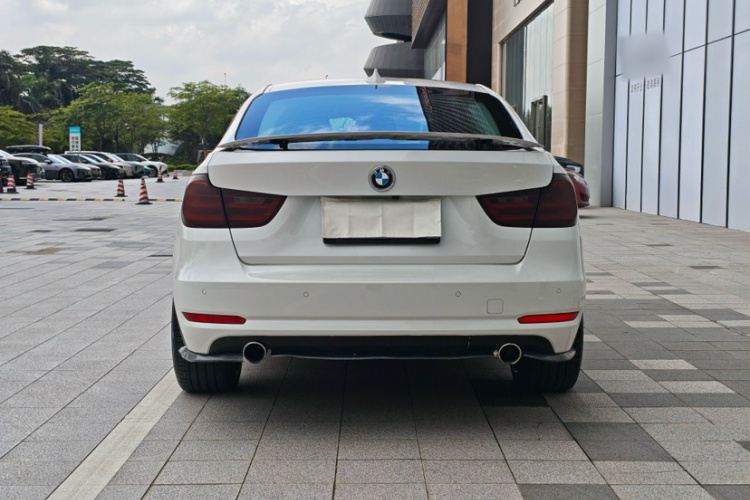 BMW 3 Series GT 2016 car image #15