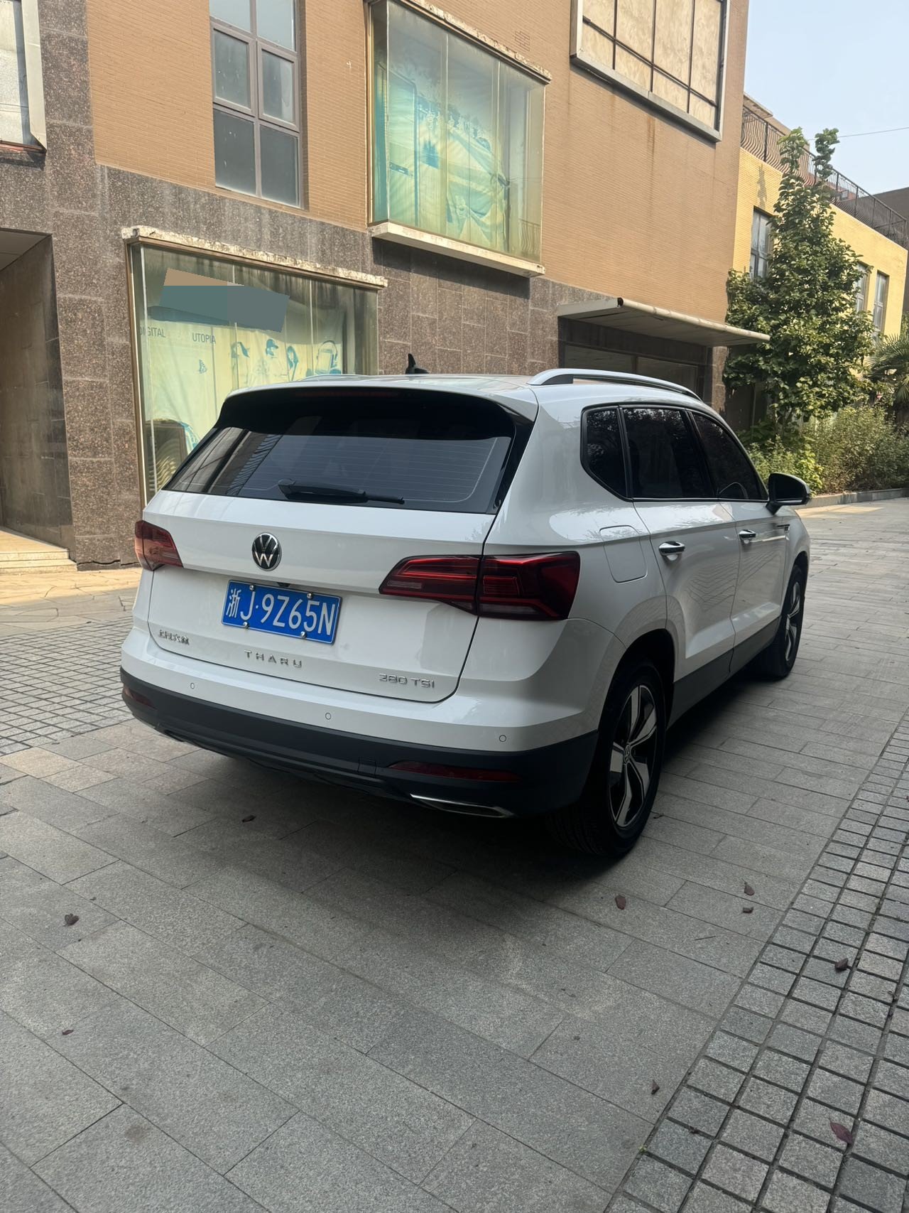 2023 car image #6