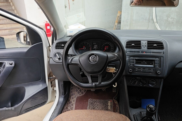 Volkswagen Polo 2018 #12 Volkswagen Polo 2018 car image #12