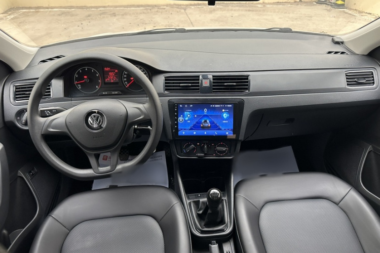Volkswagen Santana 2022 car image #18