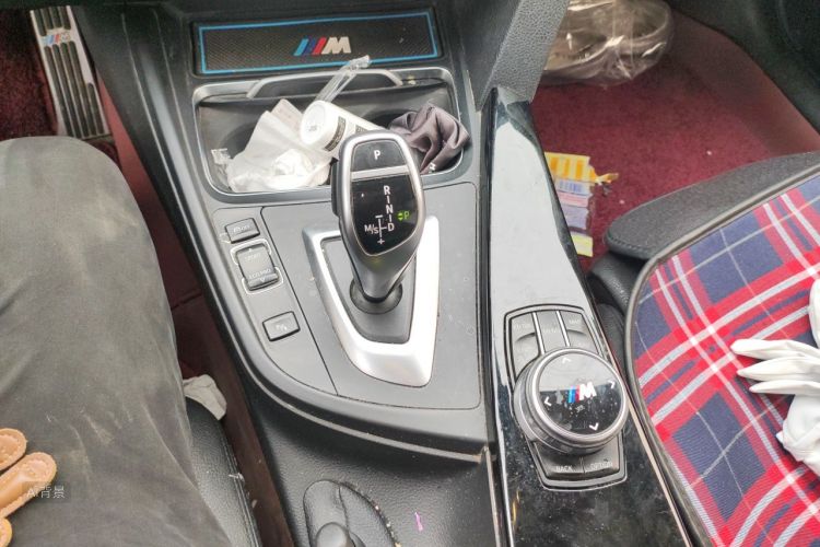 BMW 3 Series 2019 #16 BMW 3 Series 2019 car image #16